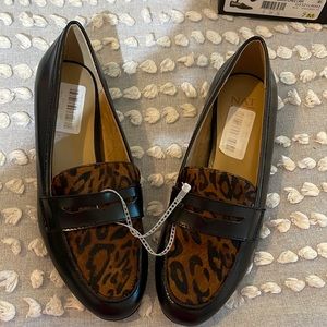 Size 7, Naturalizer Juliette black Cheetah loafers, NIB